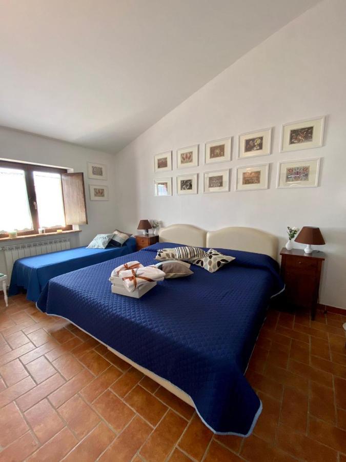 Ferienwohnung Il Poggio Degli Ulivi Collicello Exterior foto