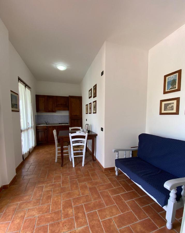 Ferienwohnung Il Poggio Degli Ulivi Collicello Exterior foto