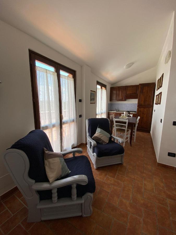 Ferienwohnung Il Poggio Degli Ulivi Collicello Exterior foto
